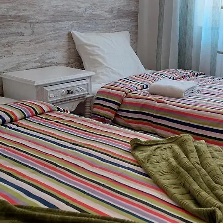 Guest house Surf House Helena